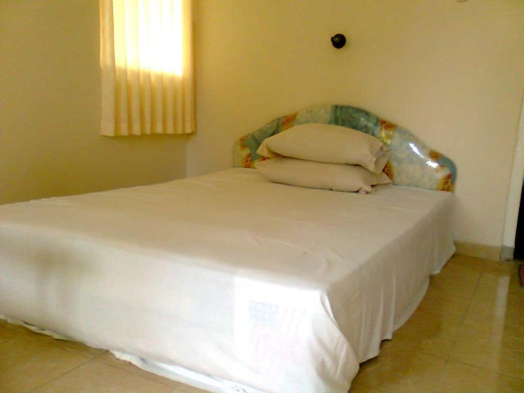 Hepi Bungalow Lovina Ξενοδοχείο Singaraja Δωμάτιο φωτογραφία